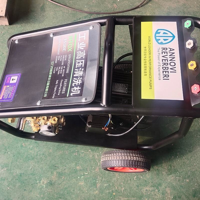 M&aacute;y rửa &aacute;p lực HENGTAI