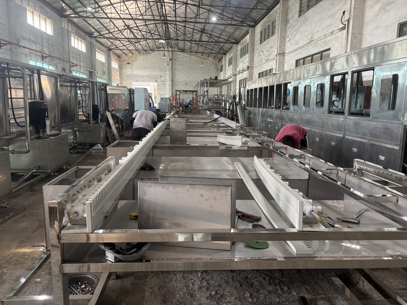 Hoe fabrikanten van oliecoatingmachines de productie stimuleren